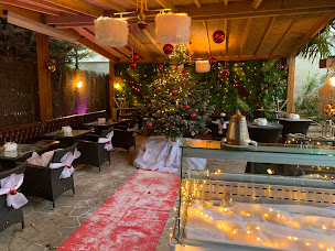 Photo n°21 de La Vallée Restaurant Crêperie Pizzeria sur Place et à Emporter à Bouafle (Pizzeria)