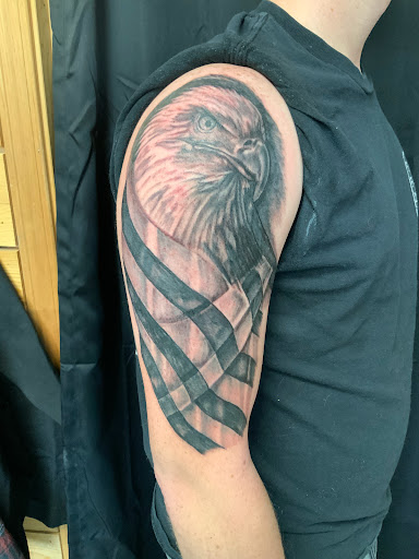 Ultimate Art Form Tattoo Studio - Thumbnail