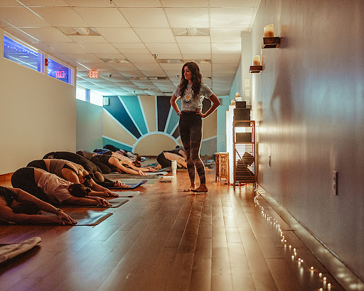 Flow Yoga Studio - Visual