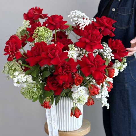 TheFlow Flower Delivery by null