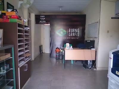 Photos of Ruang Grafis