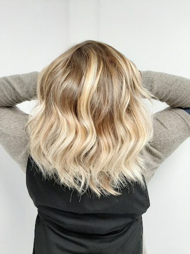 A LA POINTE Coiffure - Thumbnail