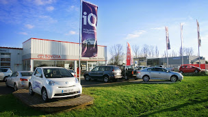 Photo n°5 de Toyota - Toys Motors - Rochefort à Tonnay-Charente (Vendeur de voitures d'occasion)