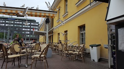 Photos of Henry's Pub Helsinki