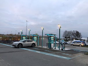 Photo n°9 de Centre Commercial Carrefour Vannes à Vannes (Magasin de chaussures)