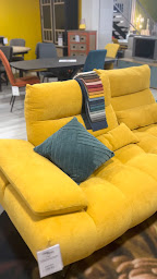 Photo n°2 de Monsieur Meuble Le Puy en Velay à Brives-Charensac (Tapissier décorateur)