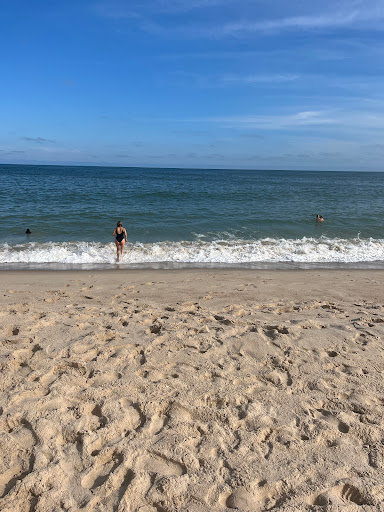 Hamptons Surf School - Thumbnail