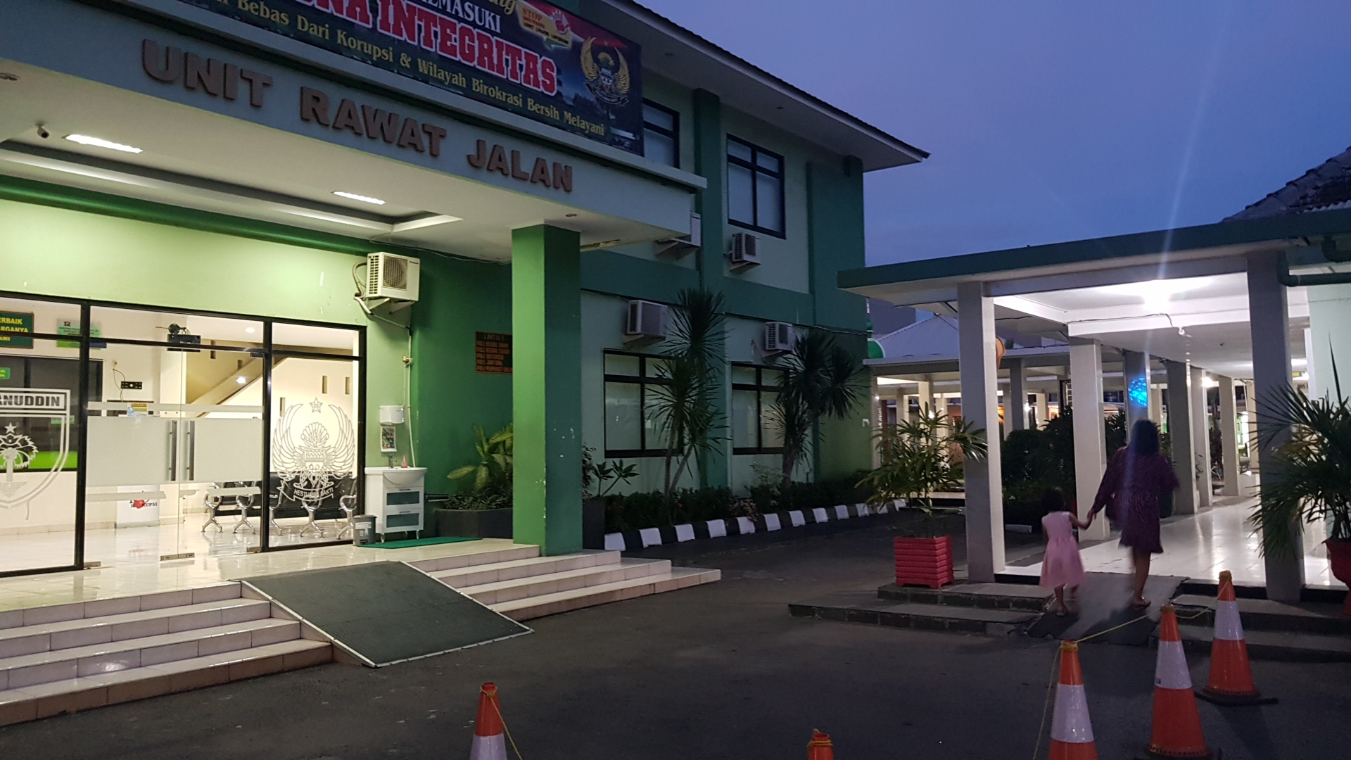 Dokter Penyakit Dalam di Kecamatan Ujung Pandang Makassar