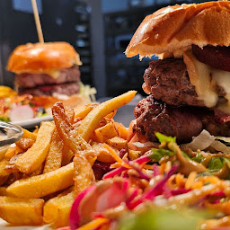 Photo n°38 de Restaurant / Bar Le Motor Grill à Chânes (Bar)