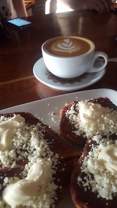 Photos of Caf&eacute; Welchez