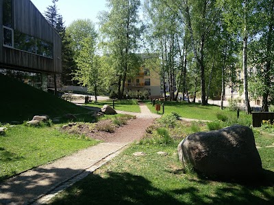 Photos of Loodusmaja ja loomekeskuse park