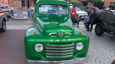 Photos of Plaza La Democracia