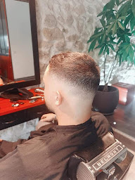 Photo n°7 de Le Salon Homme à La Penne-sur-Huveaune (Salon de coiffure)