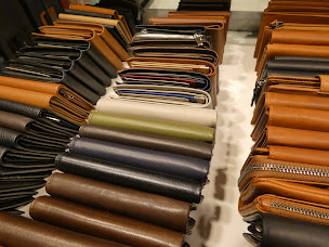 Photo n°9 de Maroquinerie Sélection à Angers (Magasin de vêtements pour femmes)