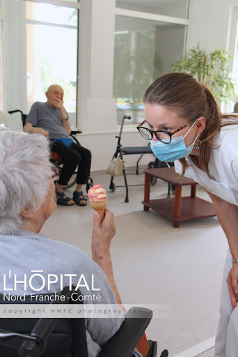 Photo de Maison de Retraite Les Magnolias à Geneuille (25870)