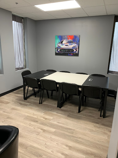Trace's Driving School - Visual
