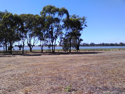 Photos of Lake Waranga Caravan Park