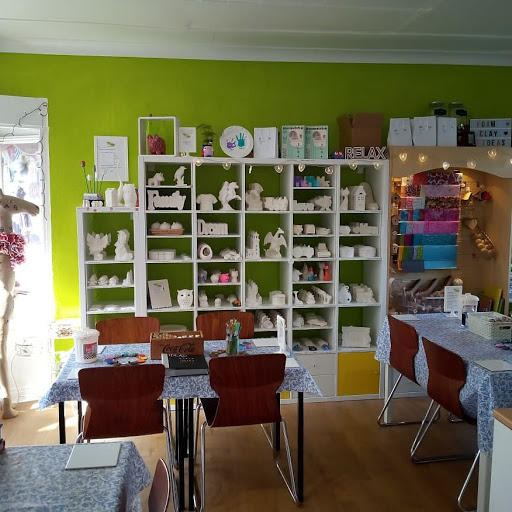 Kaz & Annie's, Ceramics & More - Thumbnail