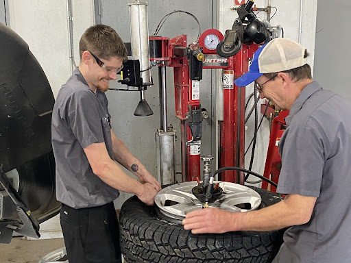 Serra Chrysler Dodge Jeep Ram Kalkaska - Thumbnail