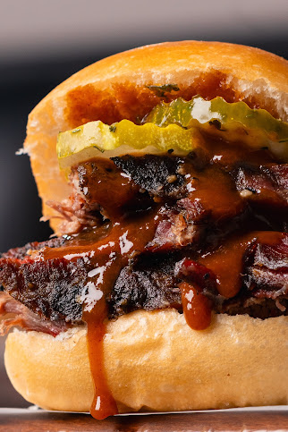 Crossbuck BBQ by null