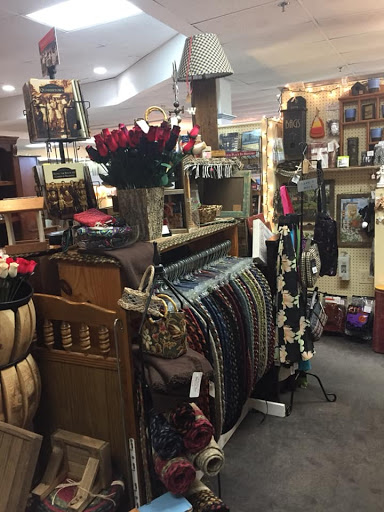 Tracy's Cottage @ Cottage Antiques & Crafts - Thumbnail