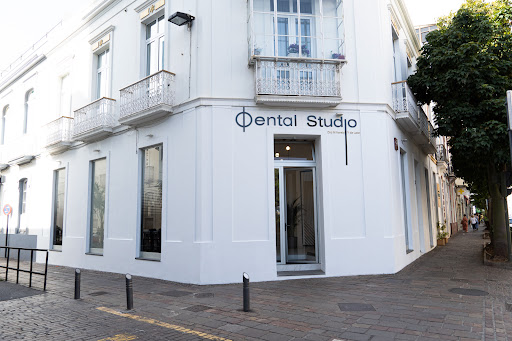 Dental Studio