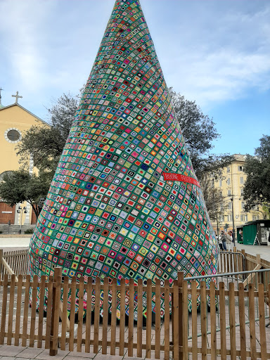 Piazza Martinez - Visual