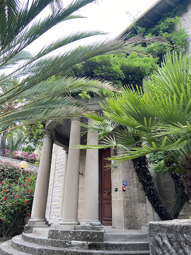 Biblioteca civica internazionale - Thumbnail