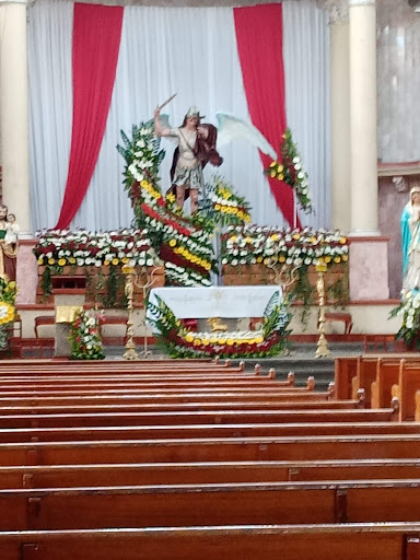 Parque e Iglesia San Miguel Arcangel Gallery - Mexico