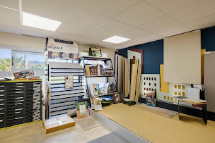 Photo n°4 de Nuances Unikalo La Trinité à La Trinité (Magasin de papiers peints)