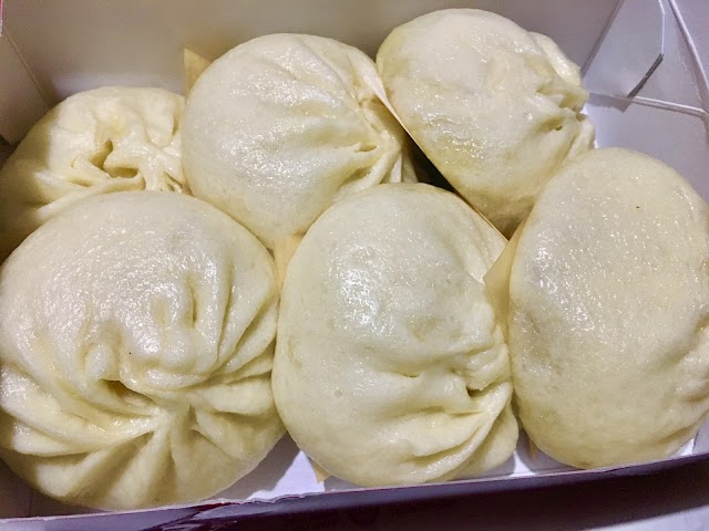 551 Horai JR Osaka Station shop