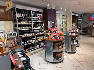 Photo n°2 de Comptoir des Vignes Rochechouart à Rochechouart (Cave à vins)