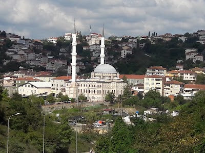 Photos of &Ccedil;avuşbaşı Central Mosque