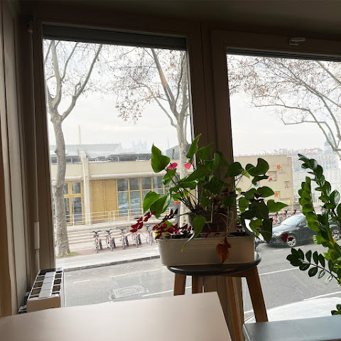 Espace de coworking Lyon - En Face de la piscine by null