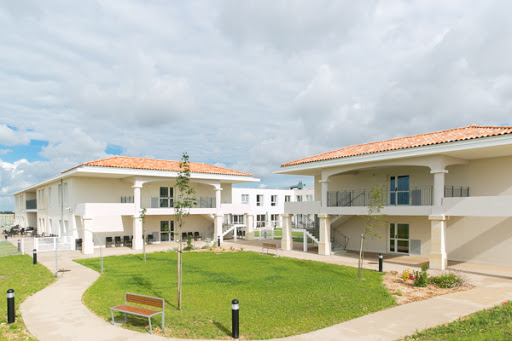 Photo de Villa Amélie - Ehpad à Saint-Rogatien (17) | LNA Santé à Lussant (17430)