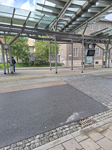 Saalfeld, Busbahnhof - Visual