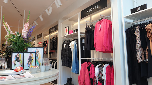 N BRANDS Store Eindhoven - Thumbnail