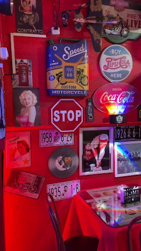 Opiniones de Imagenes Retro Restobar en Tocopilla - Pub