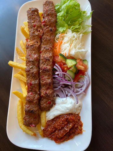 Villa Pizza & Grill - Thumbnail
