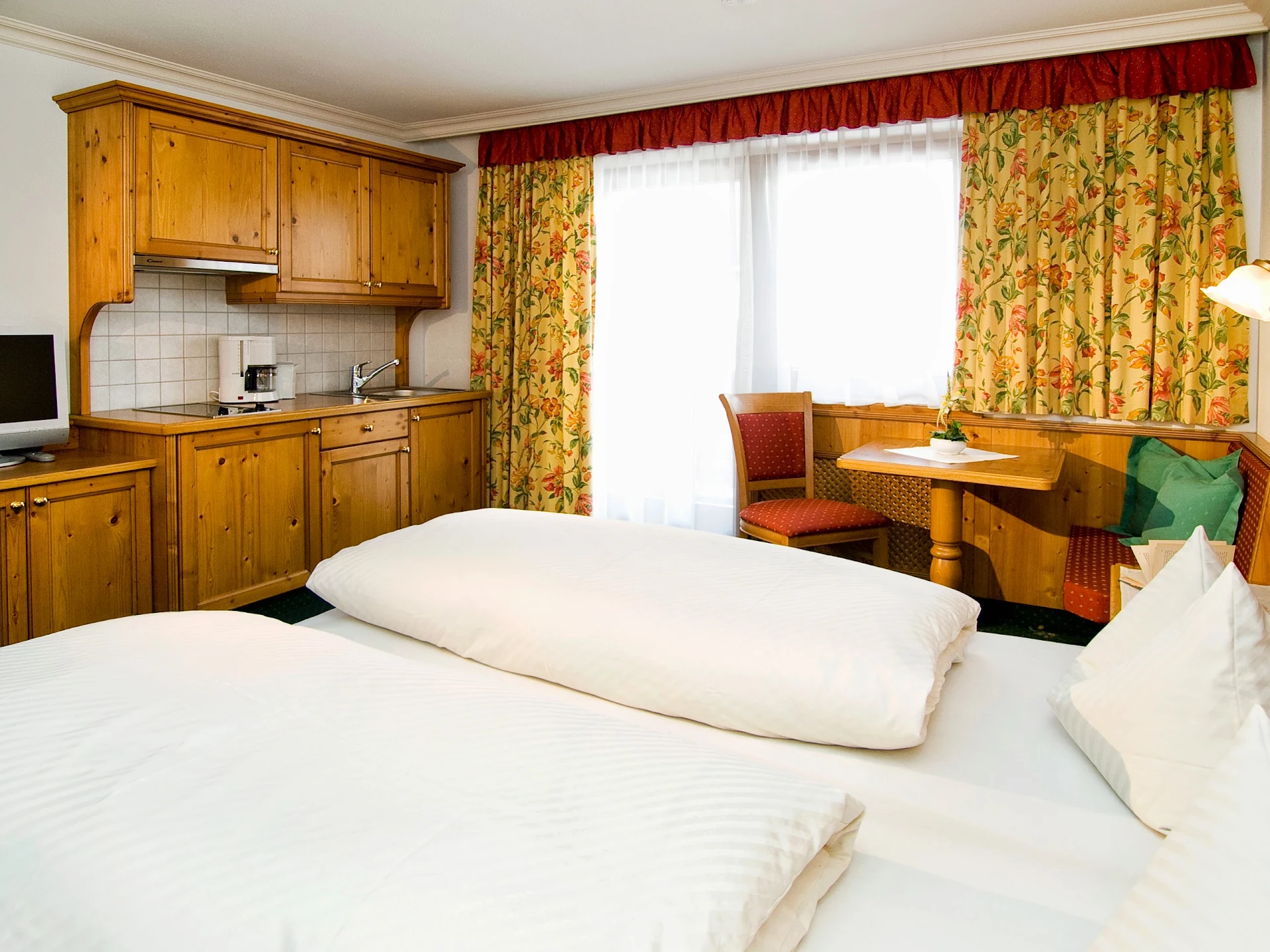 Guesthouse Sonnleit Rooms & Apartments