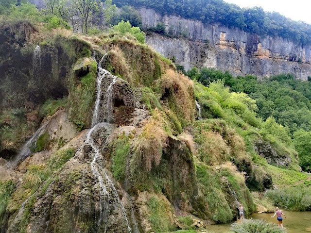 Cascade des tufs