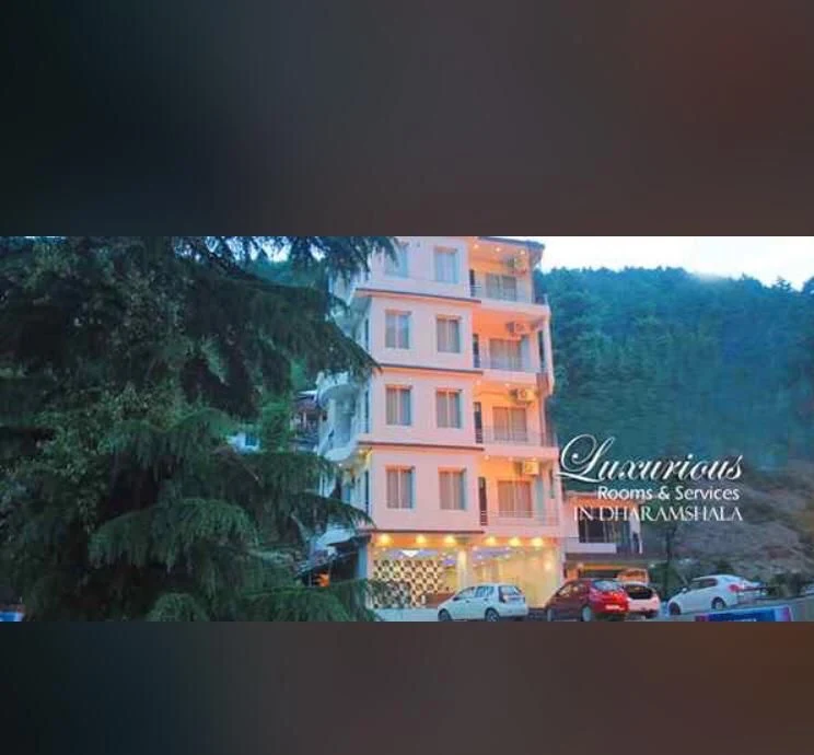 Hotel Triund Heights