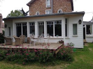 Photo n°6 de TECHNOBAT CONSTRUCTION Agrandissement bois, maçonnerie, terrasse en Seine et Marne, Essonne à Cesson (Atelier de menuiserie)