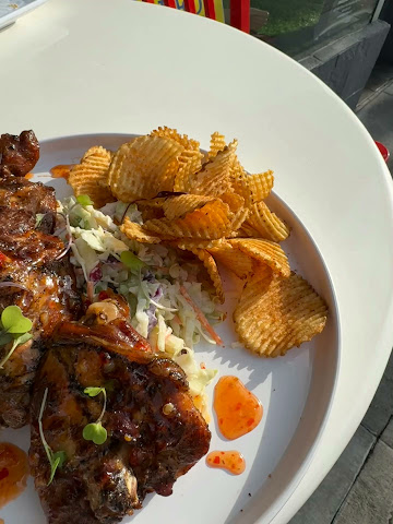 Hot Johnnie's Smokehouse by null