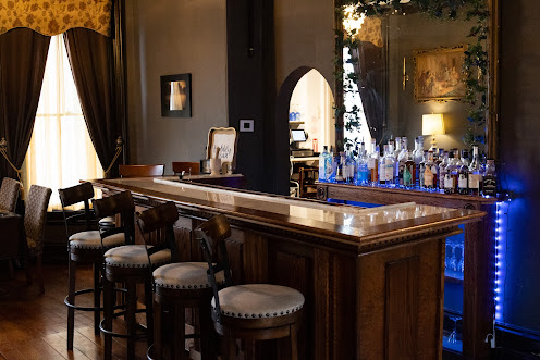 Photo of Elizabeth Esther Cafè