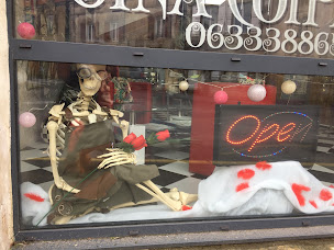 Photo n°10 de Gina coiffure à Verteuil-sur-Charente (Salon de coiffure)