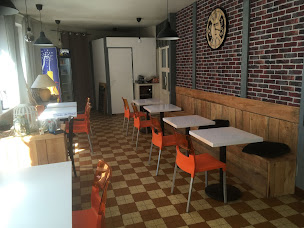 Photo n°31 de La Grange gîte d étape chambres d hôtes à Égliseneuve-d'Entraigues (Complexe d'appartements meublés)