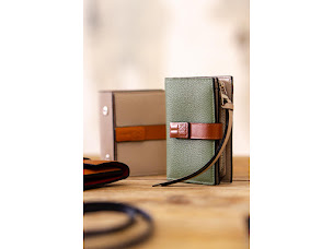 Photo n°7 de LOEWE La Vallée Outlet à Serris (Magasin de maroquinerie)