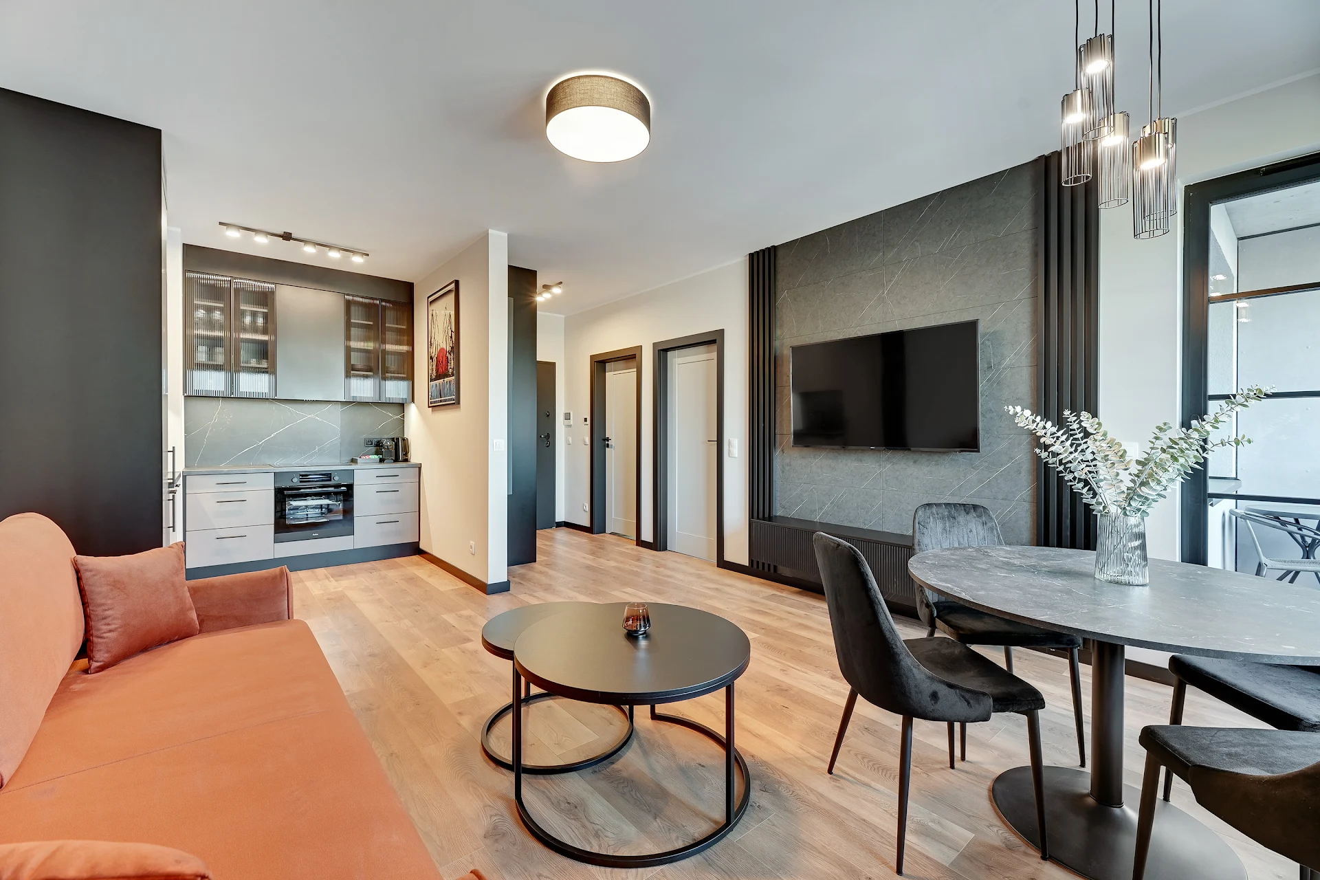 DOKI Living & Foodhall by Downtown Apartments