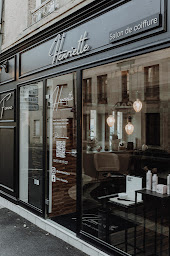 Photo n°1 de Henriette à Caen (Salon de coiffure)